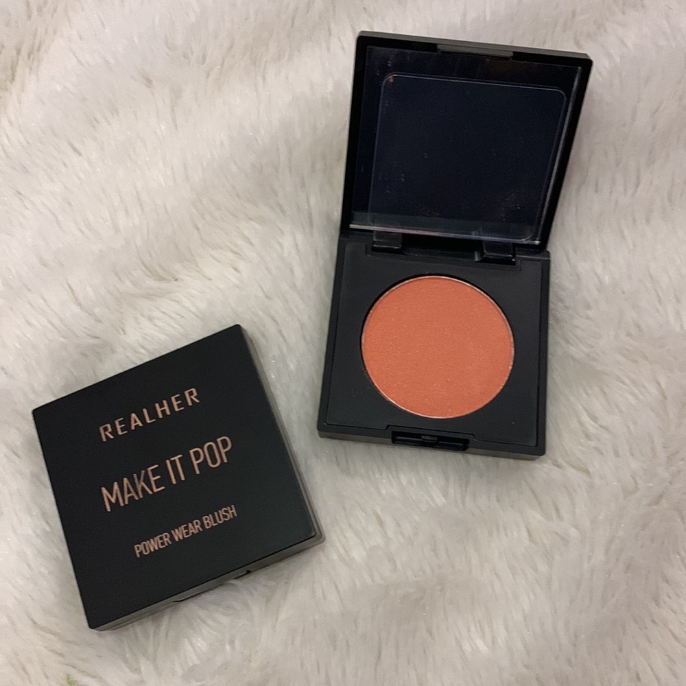 2/$16 realher power wear blush in make it pop